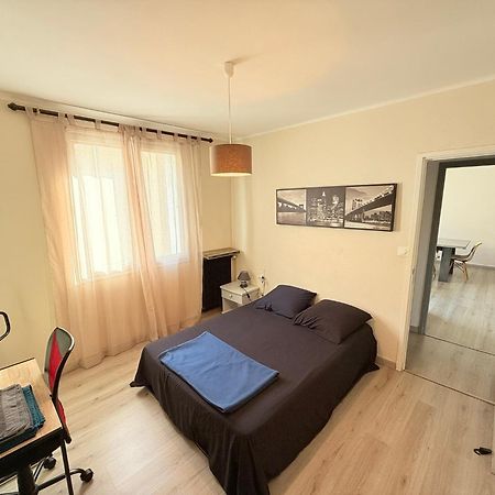 Les Arenes De Nimes - Centre Ville 10 Min Gare -Parking- 2 Chambres Luaran gambar