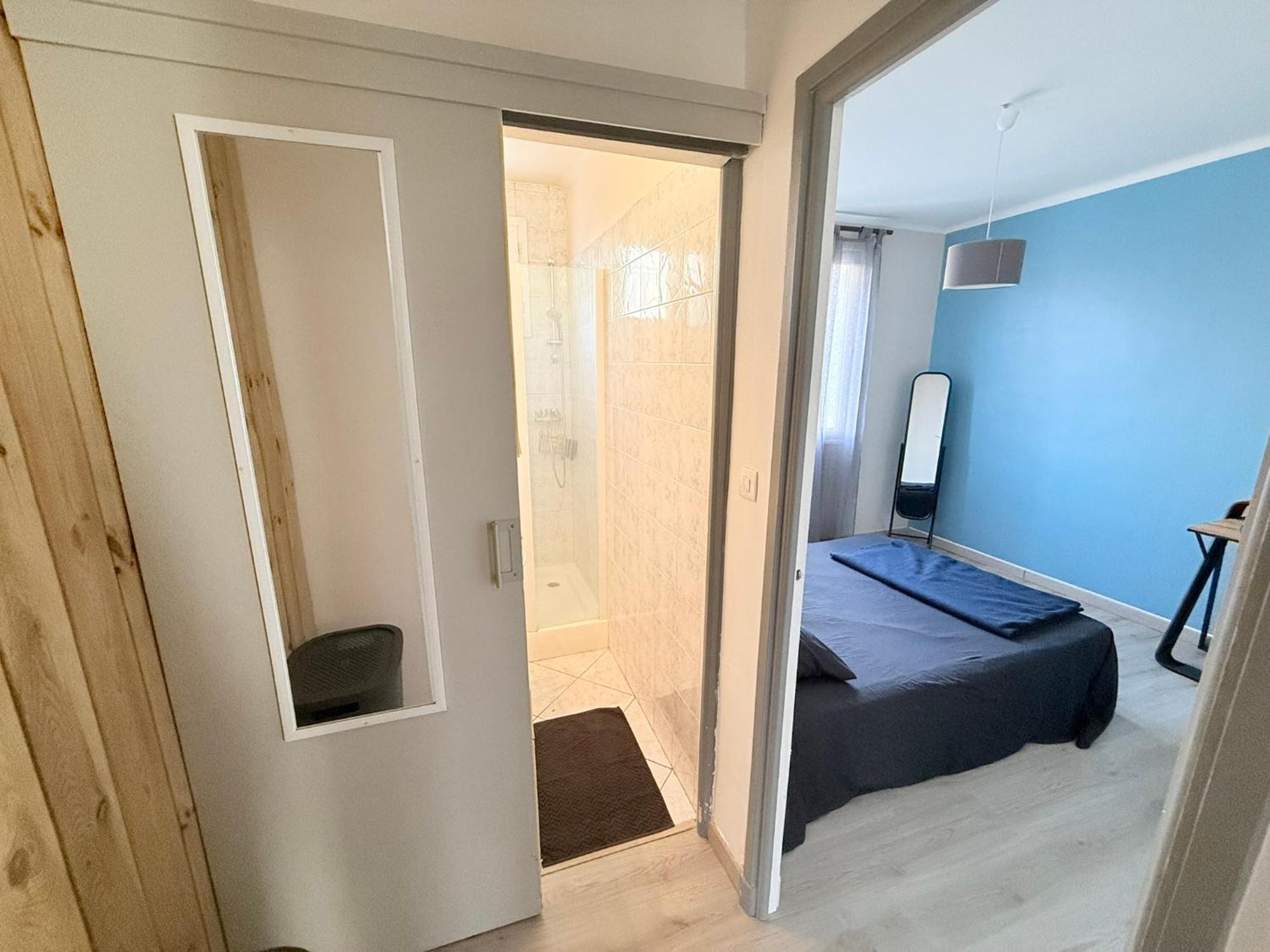 Les Arenes De Nimes - Centre Ville 10 Min Gare -Parking- 2 Chambres Luaran gambar